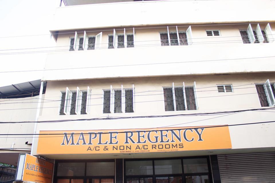 Hotel Maple Regency Kochi Exteriör bild